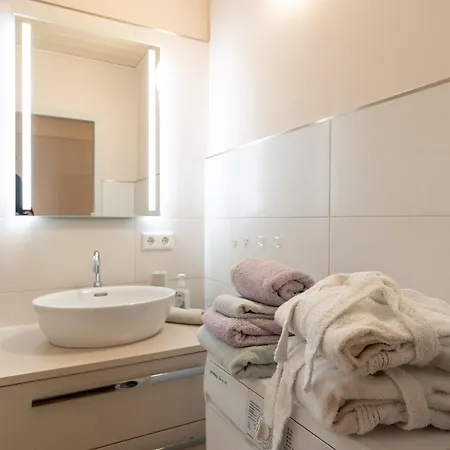 Daire Paulsen Schobuell